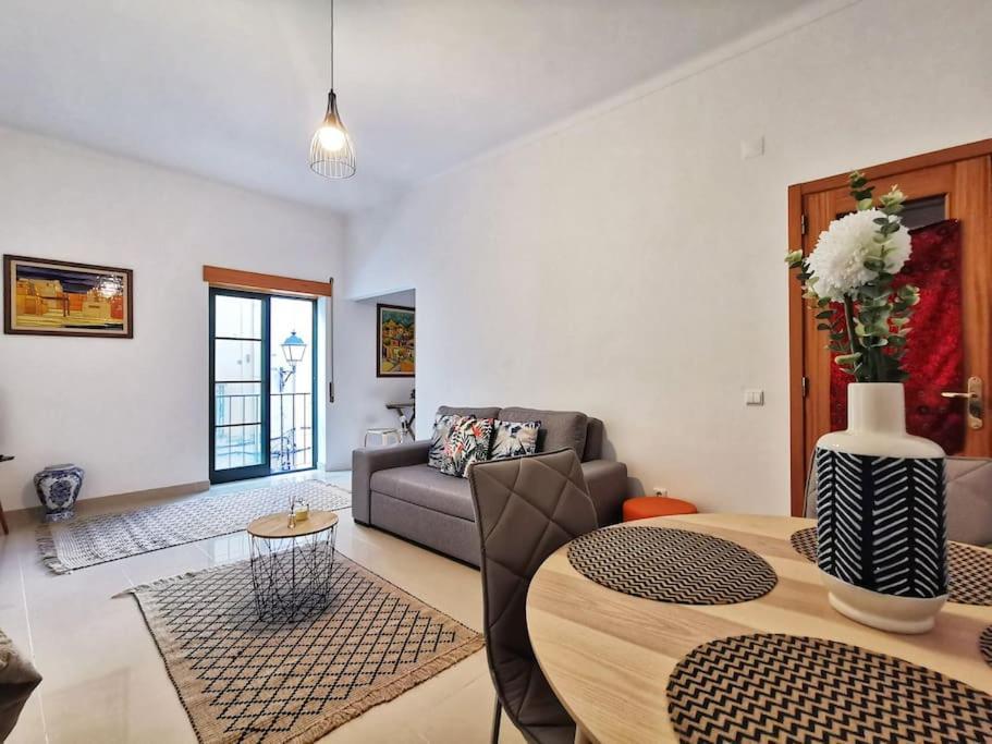 Downtown Apartment Сетубал Экстерьер фото